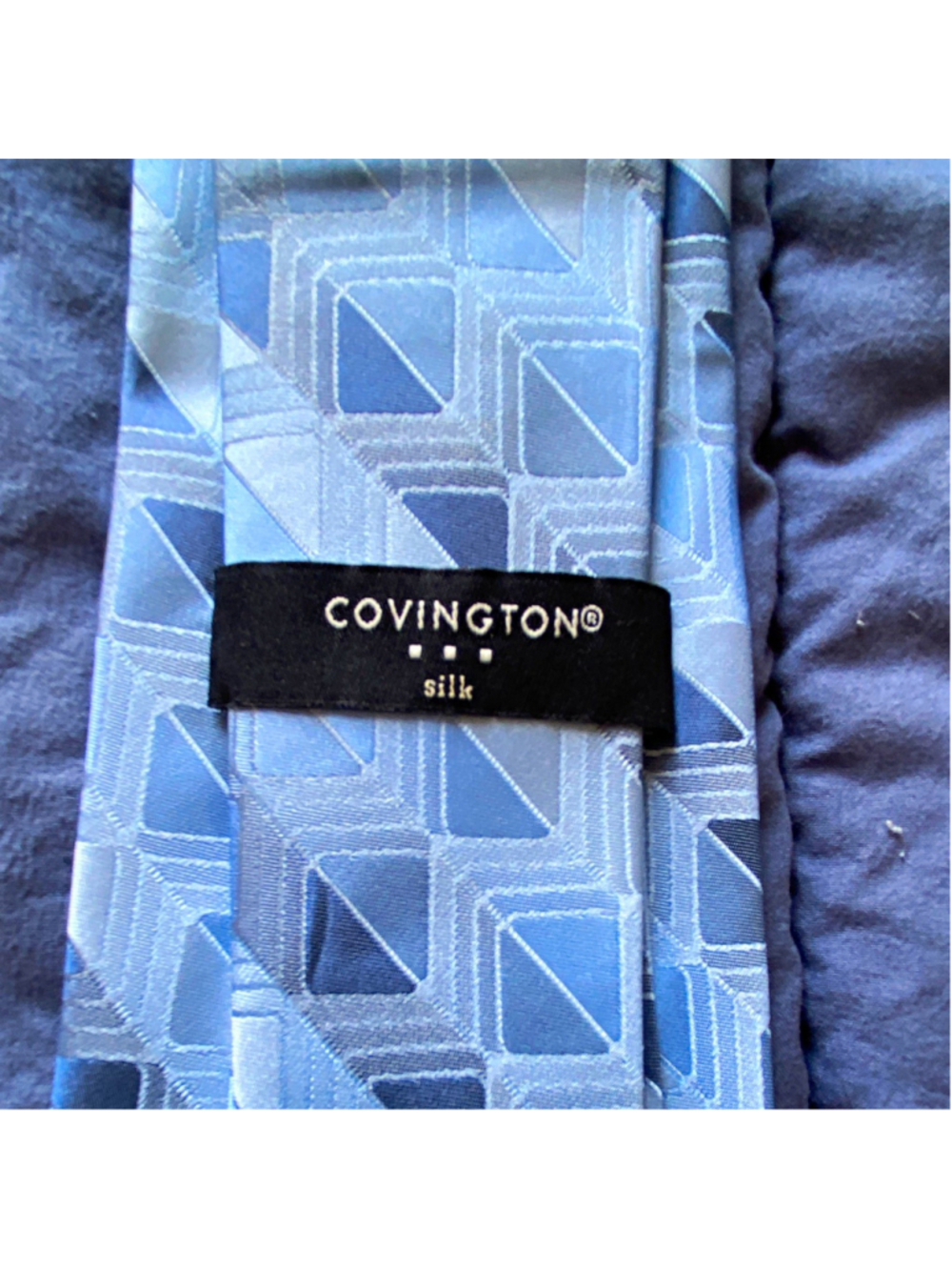 Covington 100% Silk Woven Tie Light Blue Silver Geometric Pointed One Size
